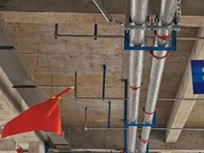 德保管廊支架的安装方法